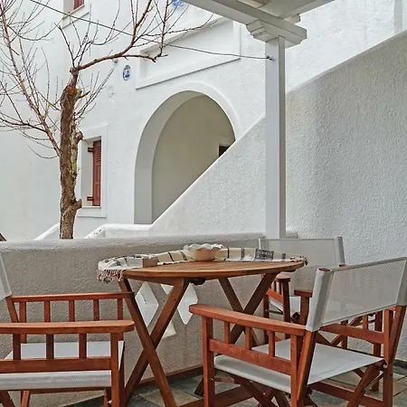 Argo * Skyros